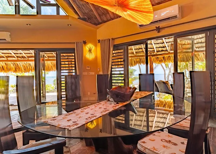 Casa Pisces Resort *